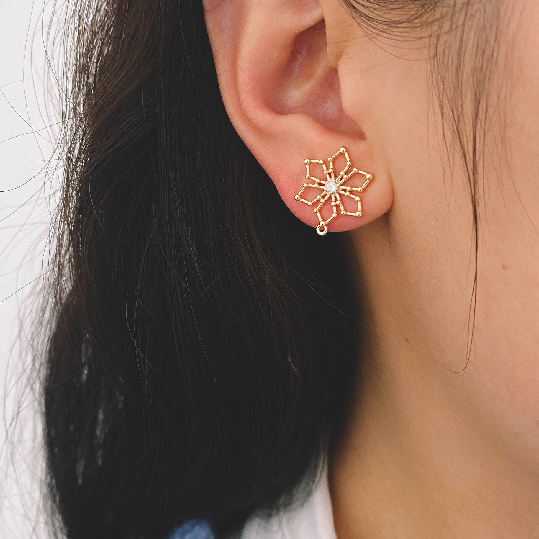 10pcs CZ Pave Snowflake Ear Posts 15mm, Real Gold Plated Brass Earrings (GB-740)